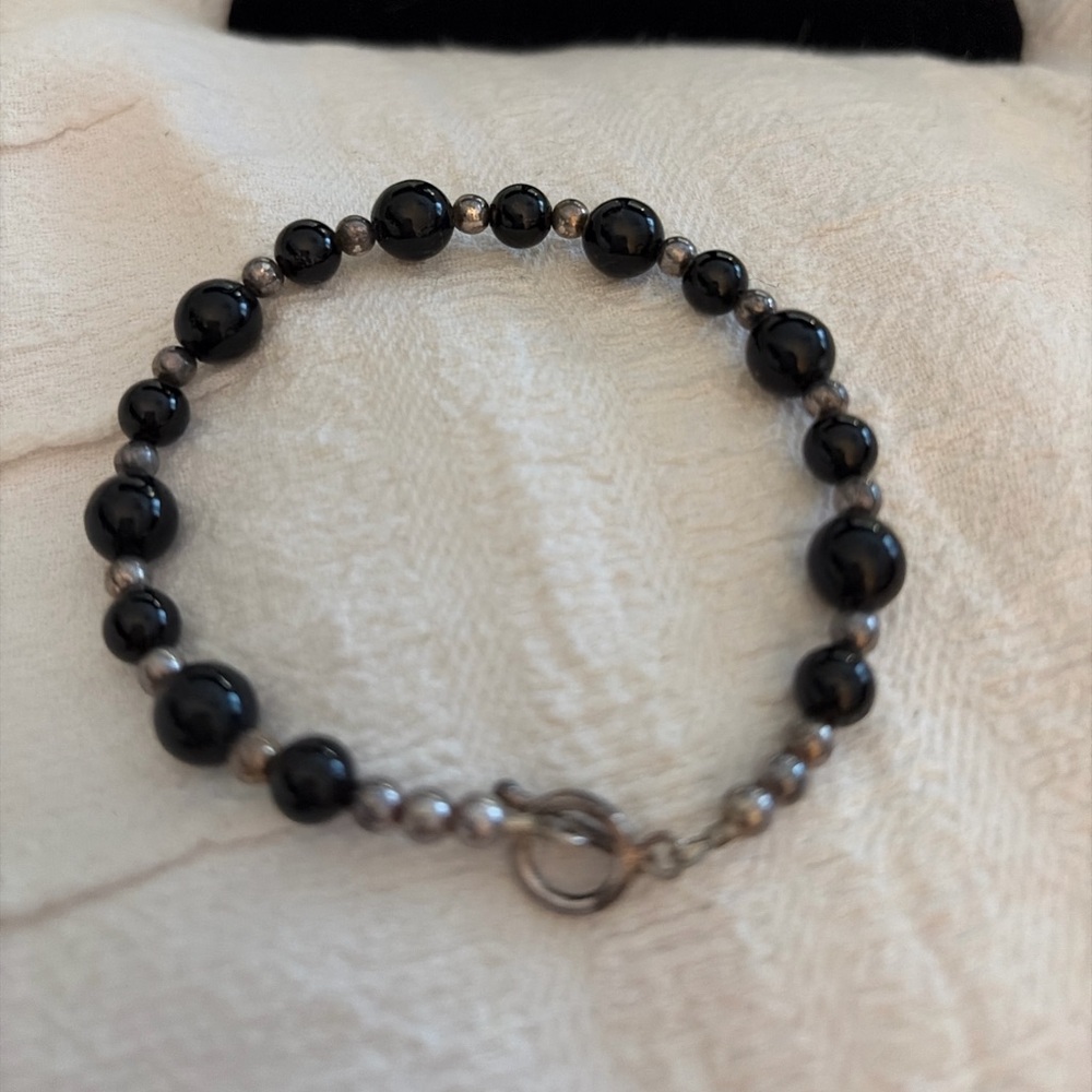 Black Beaded Bracelet with Gunmetal Beads | Silver Tone Clasp